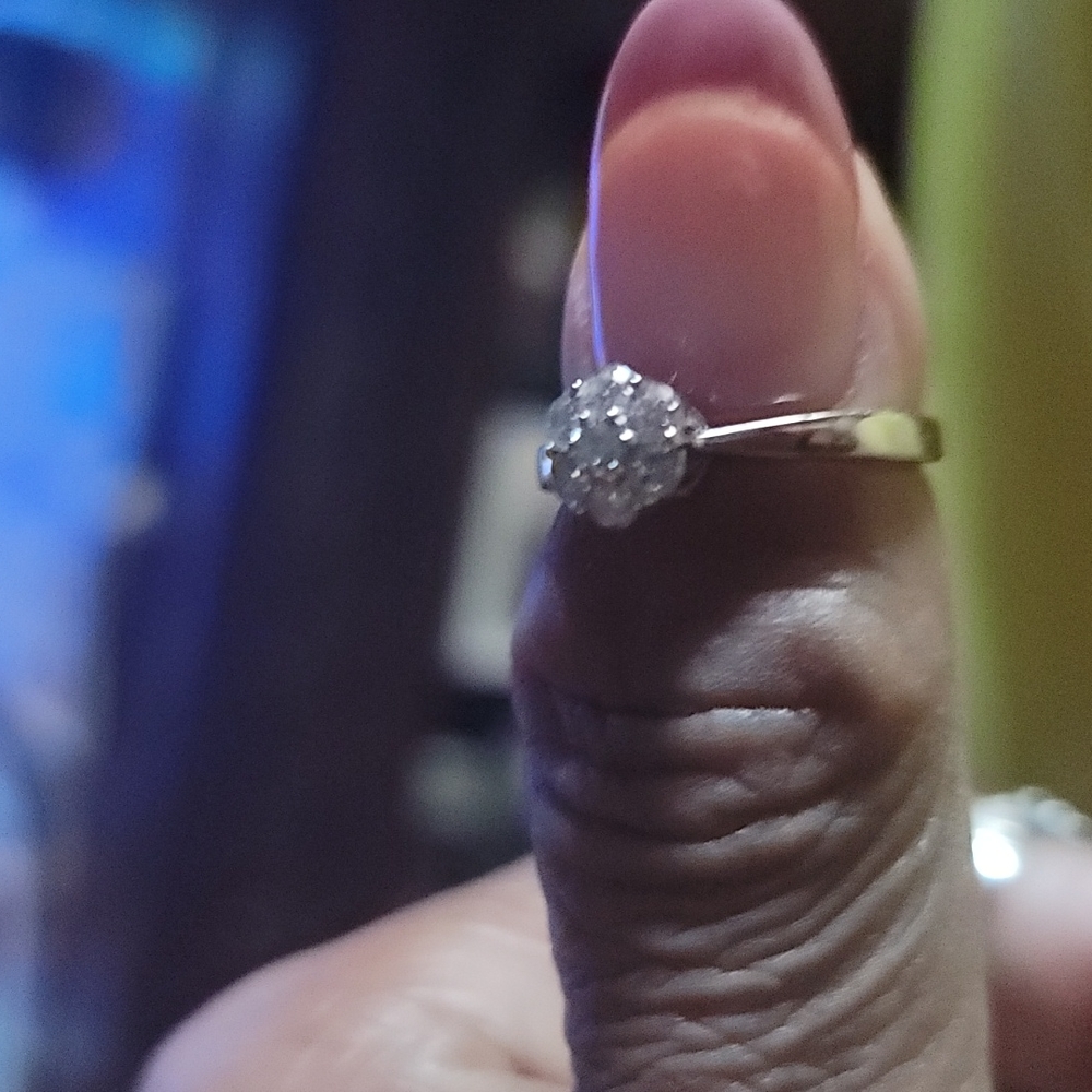 Ring - Picture 2 of 2